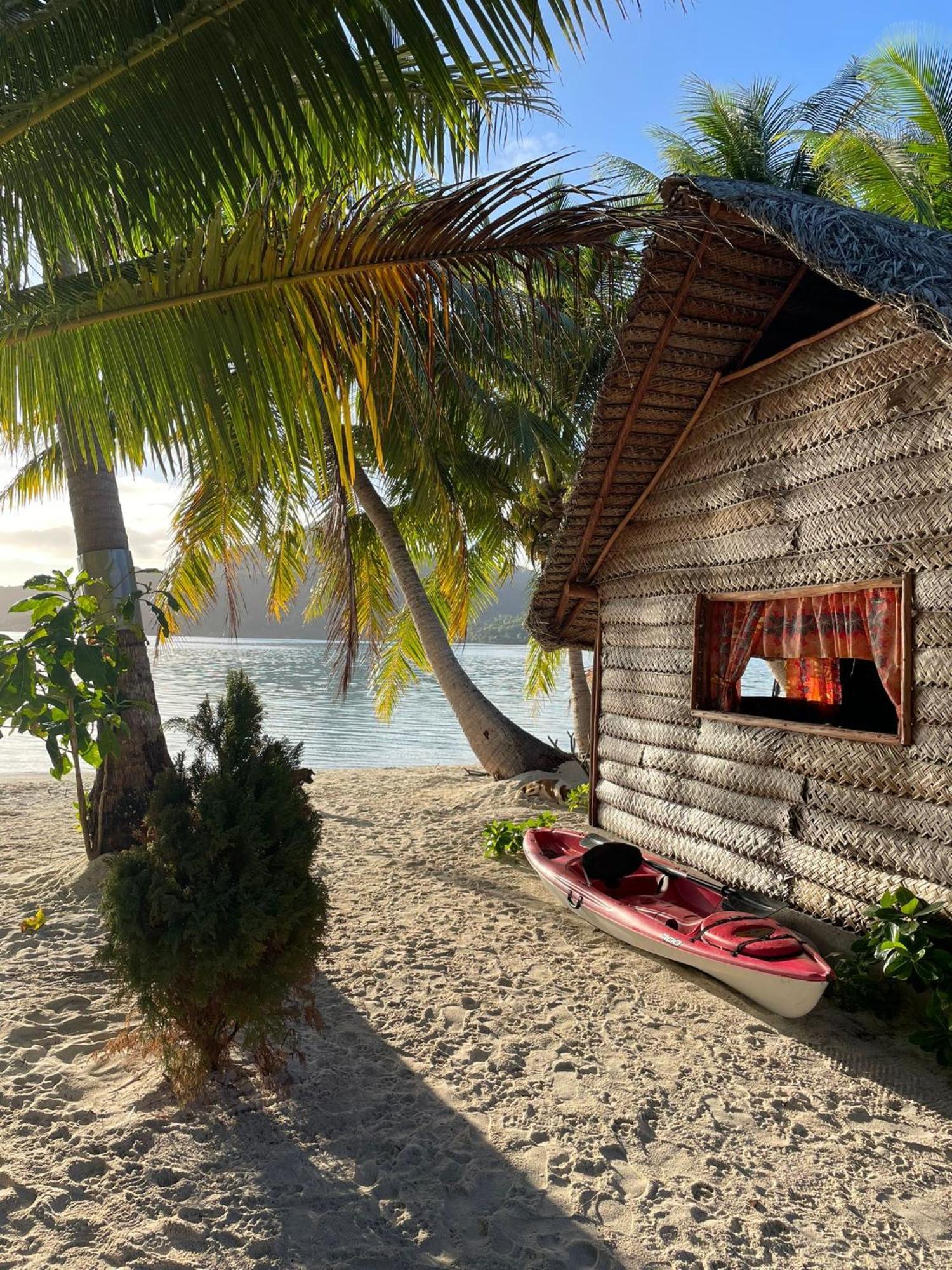 Poemanahere Island Camping A Maupiti Te-Fare-Arii Екстер'єр фото